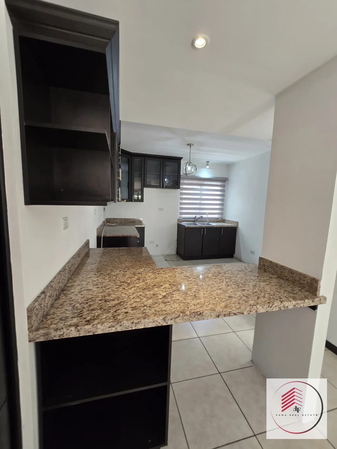 Venta de linda casa en Vistas de san Isidro Fase 1 zona 16 — Casa en Venta en San Isidro, Zona 16, Guatemala, Ciudad — foto 10 de 17