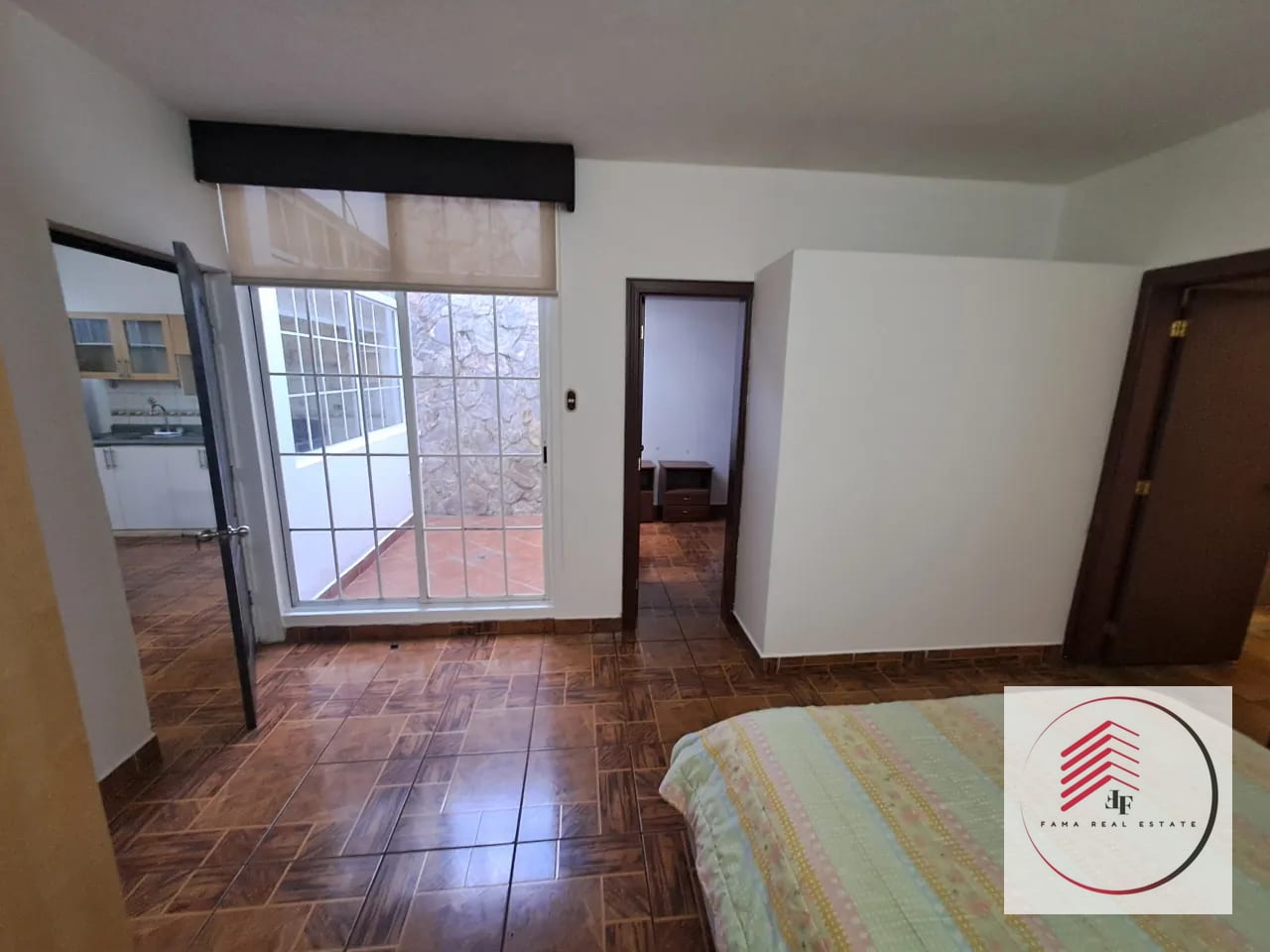 Alquiler de apartamento de una habitación en Oakland zona 10 a una cuadra de Oakland mall — Apartamento en Alquiler en Oakland I, Zona 10, Guatemala, Ciudad — foto 1 de 17