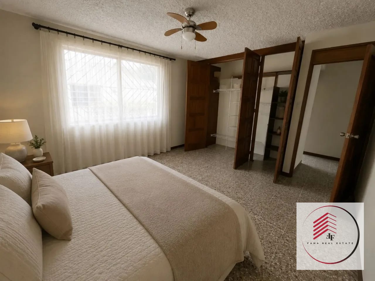 VENTA DE CASA DE DOS NIVELES EN ZONA 11 DENTRO DE GARITA — Casa en Venta en Zona 11, Guatemala, Ciudad — foto 9 de 17
