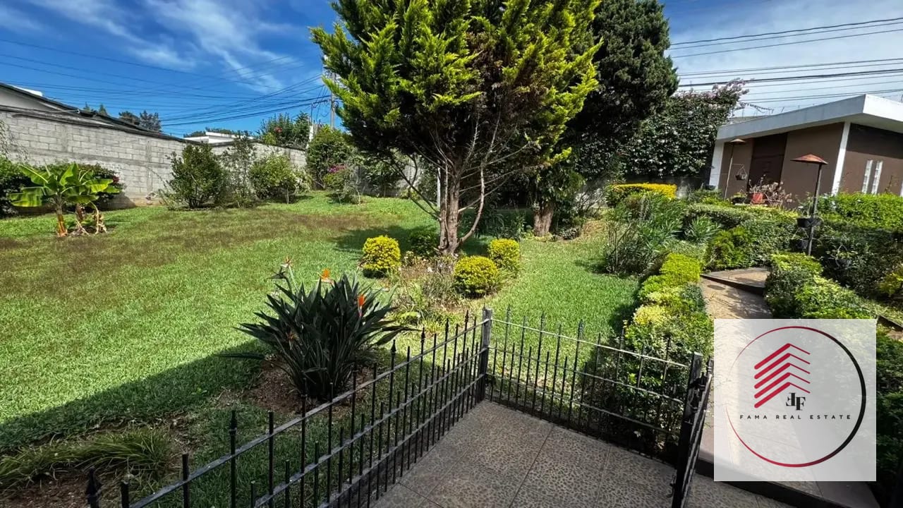 Zona 8 de Mixco San Cristobal Amplia Casa con Extenso Jardin en Venta — Casa en Venta en Zona 8 Mixco, Guatemala, Ciudad — foto 5 de 10
