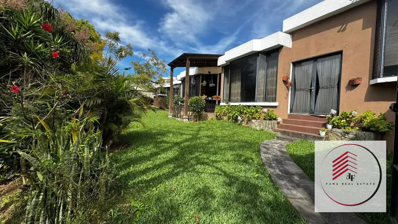 Zona 8 de Mixco San Cristobal Amplia Casa con Extenso Jardin en Venta — Casa en Venta en Zona 8 Mixco, Guatemala, Ciudad — foto 6 de 10