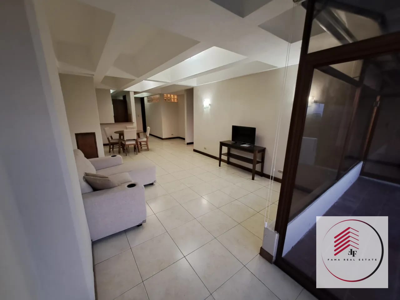 Remate de Apartamento en Edificio Reforma Obelisco Zona 9 — Apartamento en Venta en Reforma Obelisco, Zona 9, Guatemala, Ciudad — foto 2 de 17