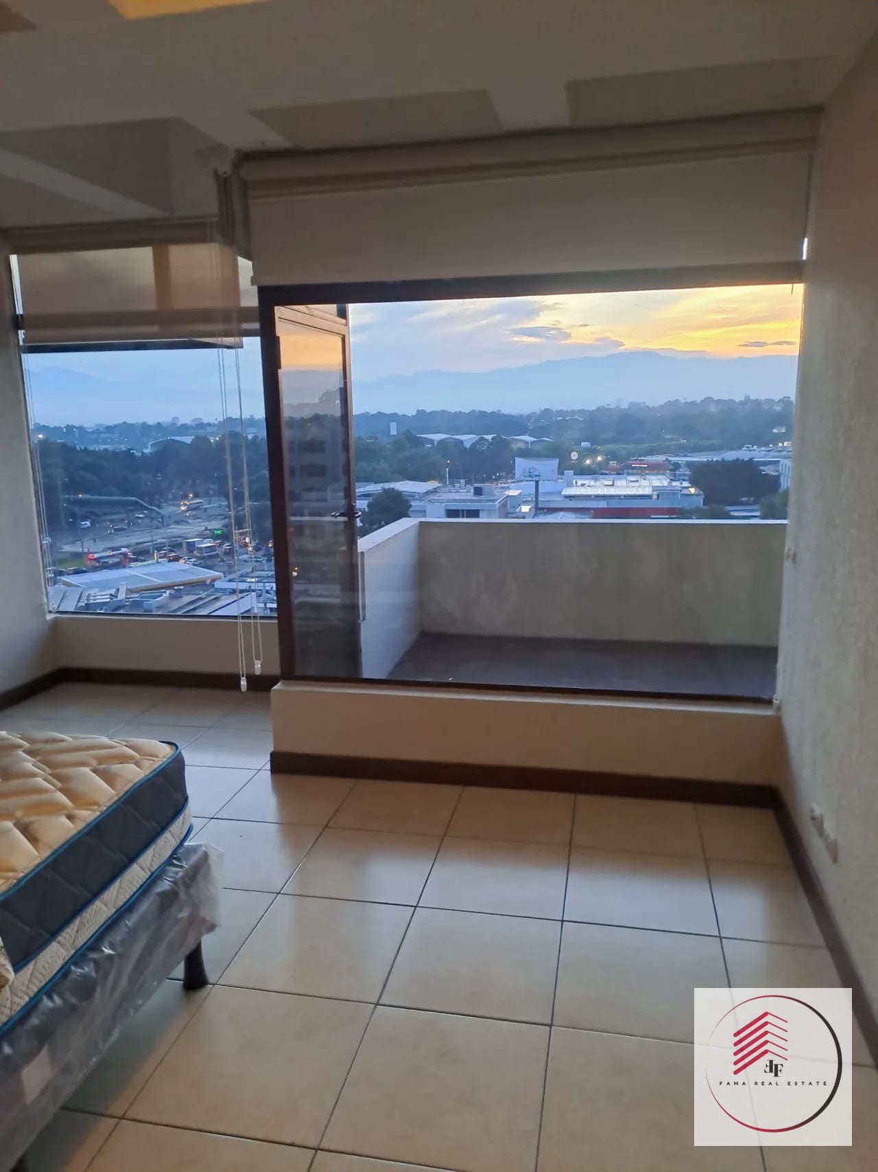 Remate de Apartamento en Edificio Reforma Obelisco Zona 9 — Apartamento en Venta en Reforma Obelisco, Zona 9, Guatemala, Ciudad — foto 6 de 17