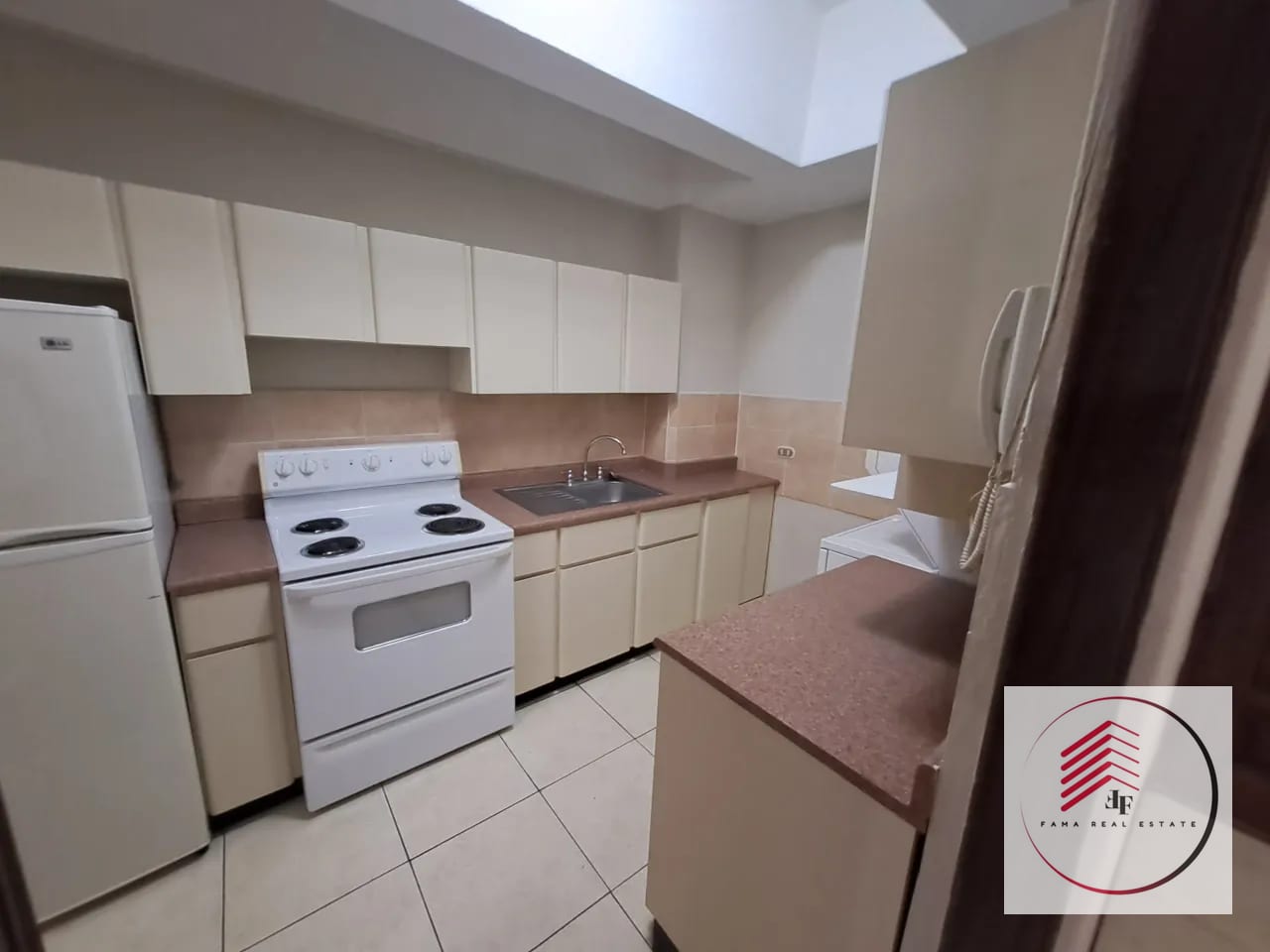 Remate de Apartamento en Edificio Reforma Obelisco Zona 9 — Apartamento en Venta en Reforma Obelisco, Zona 9, Guatemala, Ciudad — foto 7 de 17