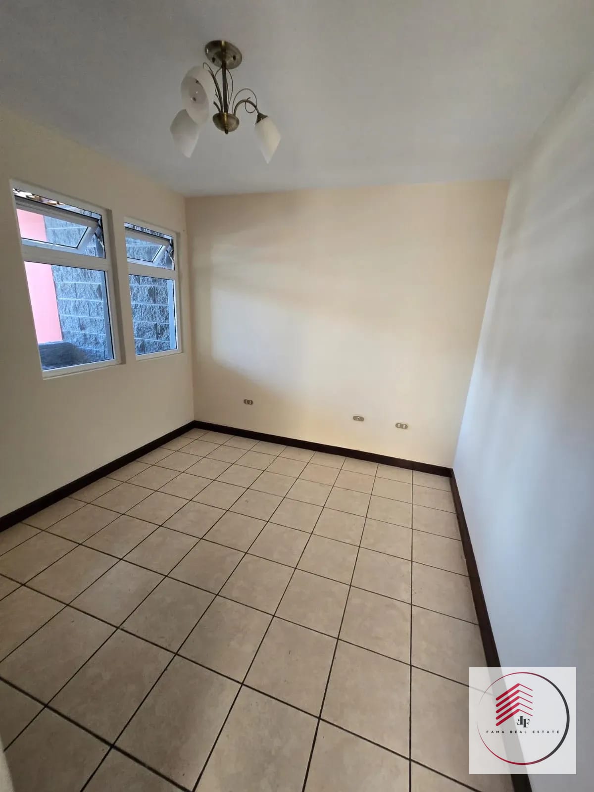 *🏡venta de Hermosa Casa en Condominio el Fortin KM 18.5, Nitida !!! — Casa en Venta en El Fortín, Carretera a El Salvador, Guatemala, Ciudad — foto 9 de 17