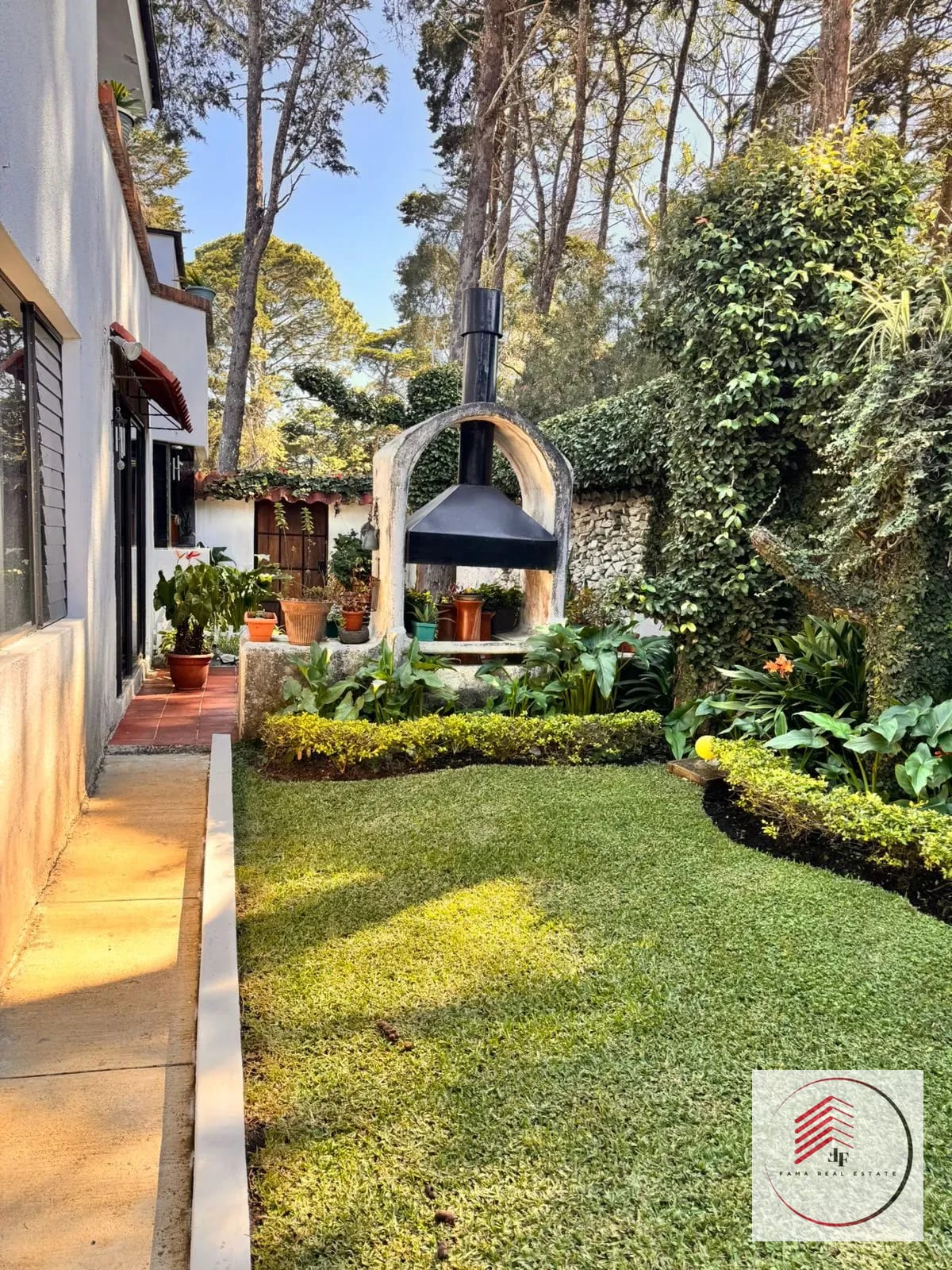 Casa en Renta en Jacarandas de Muxbal (no Amueblada) — Casa en Alquiler en Jacarandas de Muxbal, Muxbal, Guatemala, Ciudad — foto 2 de 17