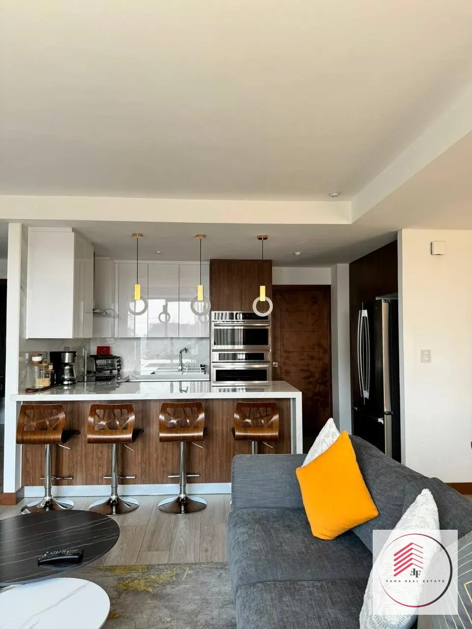 *apartamento en Renta Amueblado en Edificio Reserva Diez en Zona 10* — Apartamento en Alquiler en Reserva Diez, Zona 10, Guatemala, Ciudad — foto 11 de 17