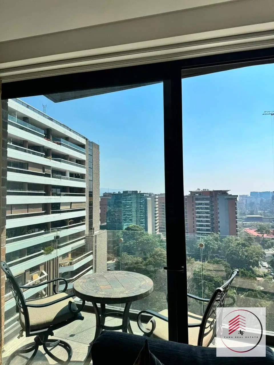*apartamento en Renta Amueblado en Edificio Reserva Diez en Zona 10* — Apartamento en Alquiler en Reserva Diez, Zona 10, Guatemala, Ciudad — foto 16 de 17