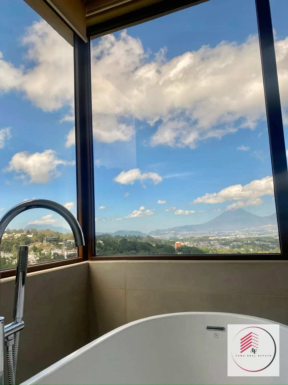 * EN VENTA Lujoso penthouse en ALBERO SAN LÁZARO zona 15* linda vista! — Apartamento en Venta en Albero San Lazaro, Zona 15, Guatemala, Ciudad — foto 12 de 17