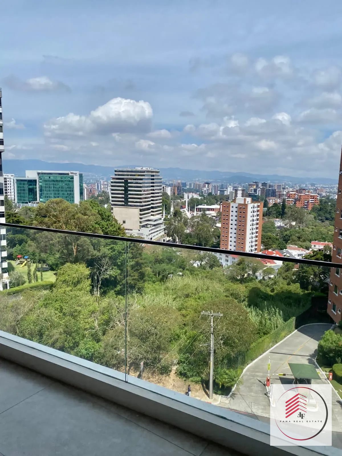 *albero San Lazaro* Venta de Lujoso Apartamento en Zona 15 — Apartamento en Venta en Albero San Lazaro, Zona 15, Guatemala, Ciudad — foto 3 de 17