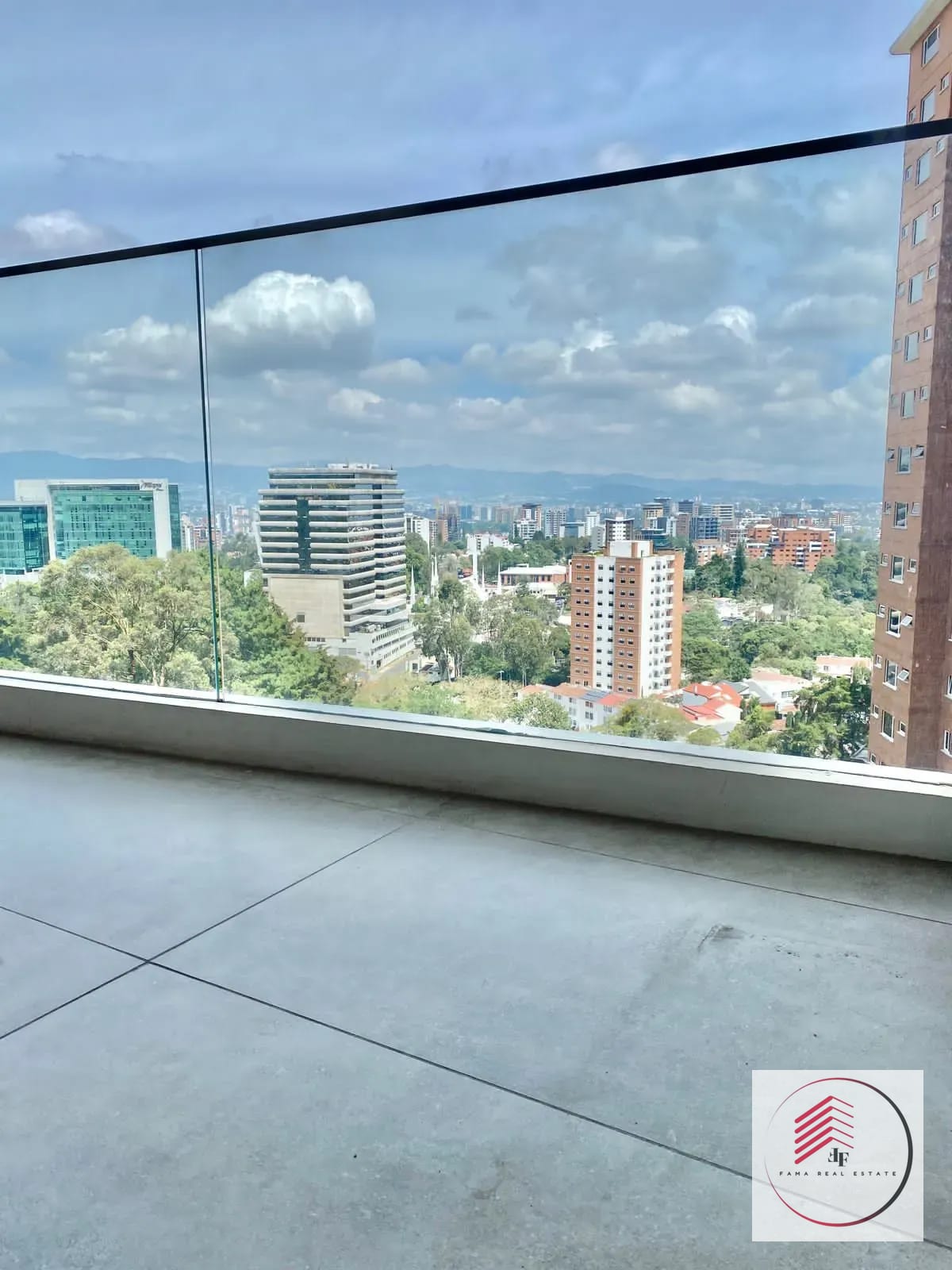 *albero San Lazaro* Venta de Lujoso Apartamento en Zona 15 — Apartamento en Venta en Albero San Lazaro, Zona 15, Guatemala, Ciudad — foto 5 de 17