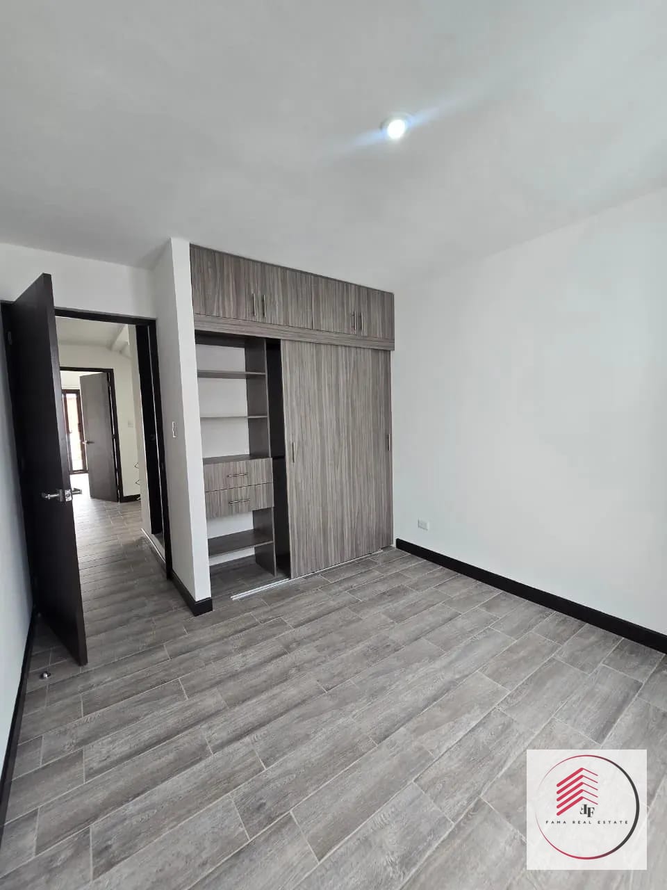 🏡 Casa en Renta en Condominio Alexandria, Fraijanes 📍 Km 17.9 CAES — Casa en Alquiler en Carretera a El Salvador, Guatemala, Ciudad — foto 4 de 17