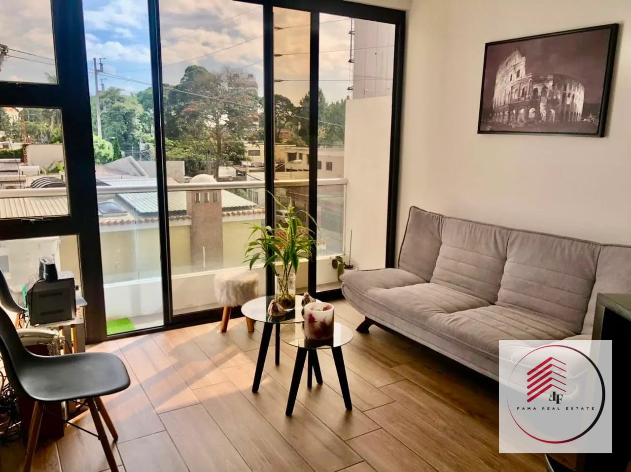 Vendo Apartamento en Zona 10 Edificio Vivalt 48 M² Amueblado — Apartamento en Venta en Vivalt, Zona 10, Guatemala, Ciudad — foto 1 de 13