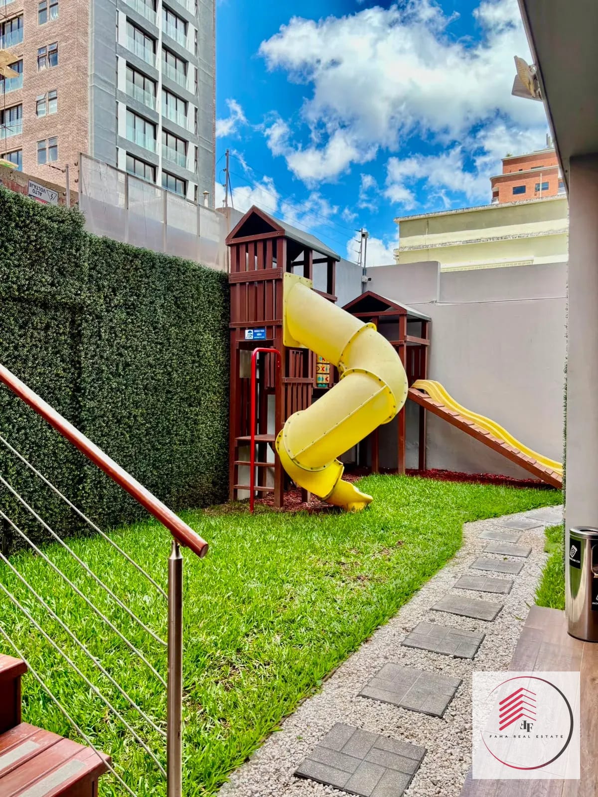 Vendo Apartamento en Zona 10 Edificio Vivalt 48 M² Amueblado — Apartamento en Venta en Vivalt, Zona 10, Guatemala, Ciudad — foto 13 de 13