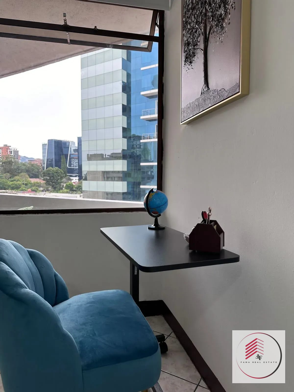 Alquilo Apartamento Amueblado en Zona 10, Edificio Avenida 502, 70MTS — Apartamento en Alquiler en Zona 10, Guatemala, Ciudad — foto 3 de 12