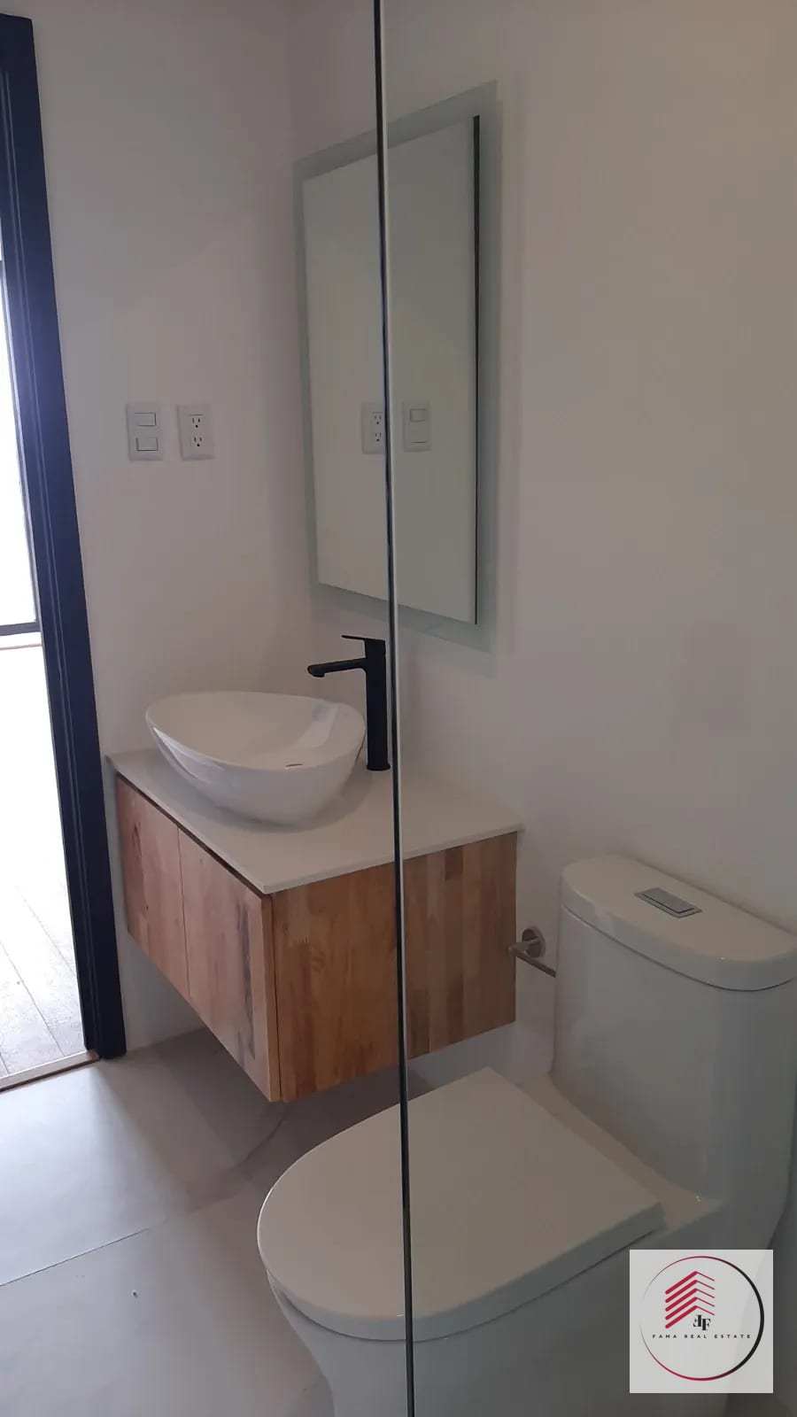 VENTA Apartamento de Céntrico zona 5 a 4 cuadras de Guardia de Honor — Apartamento en Venta en Céntrico, Zona 5, Guatemala, Ciudad — foto 9 de 9
