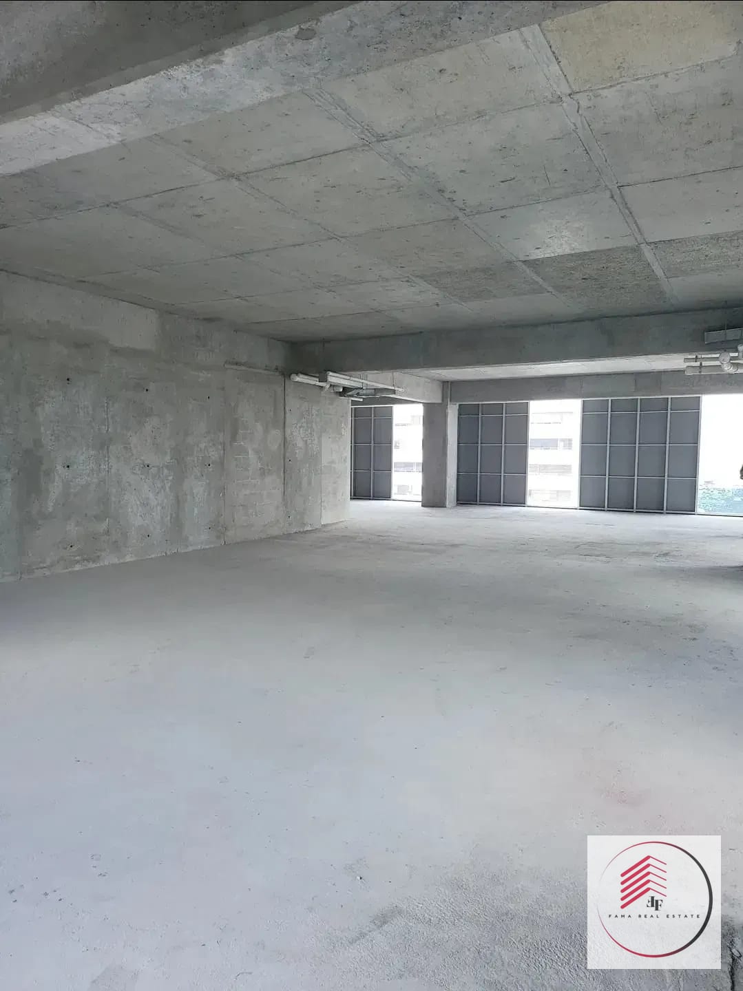 Alquilo Oficina en Zona 10, Avia, 120 Mts — Oficina en Alquiler en Avia, Zona 10, Guatemala, Ciudad — foto 1 de 3