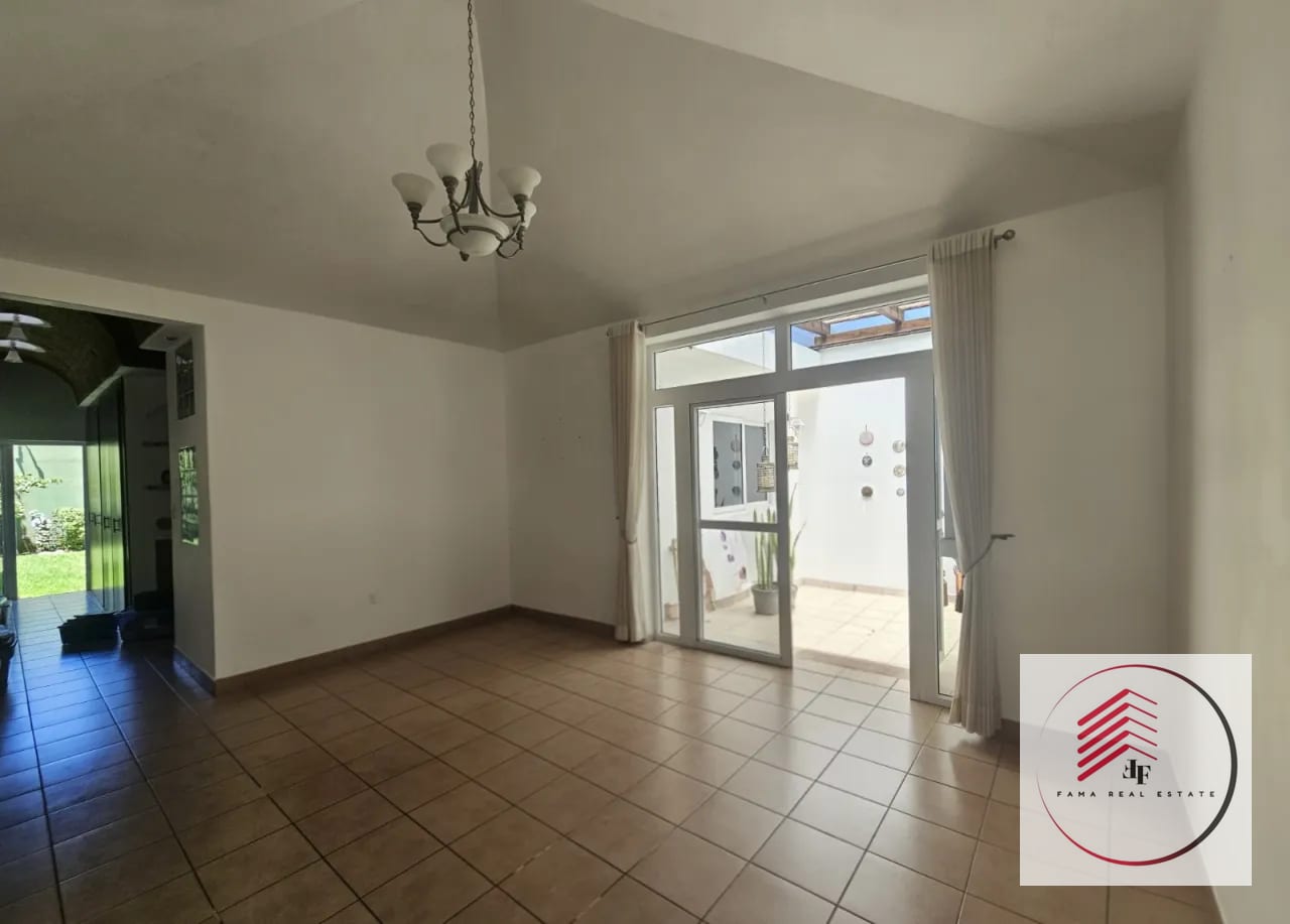 Amplia Casa de 1 nivel en VENTA km. 16.5 Entre Bosques, CAES â Casa en Venta en Carretera a El Salvador, Guatemala, Ciudad â foto 10 de 17