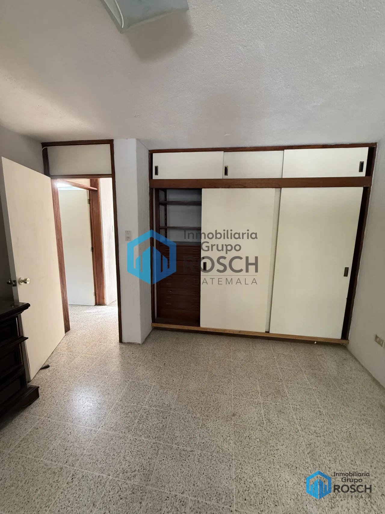 Casa en renta sobre Boulevard Vista Hermosa I — Casa en Alquiler en Zona 15, Guatemala, Ciudad — foto 12 de 17
