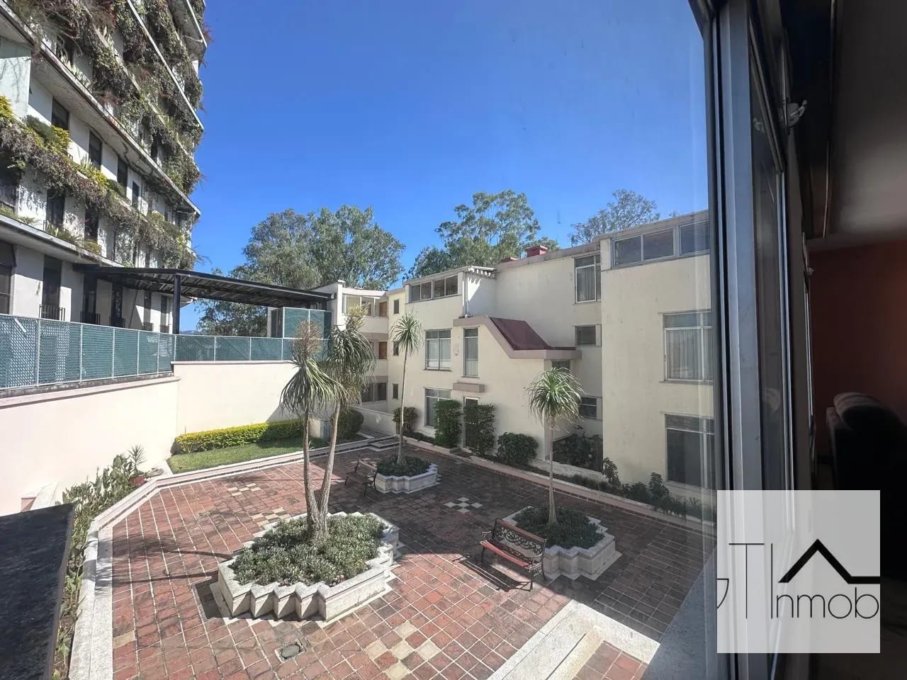 Apartamento de dos niveles — Apartamento en Venta en Ciudad Vieja, Zona 10, Guatemala, Ciudad — foto 2 de 17