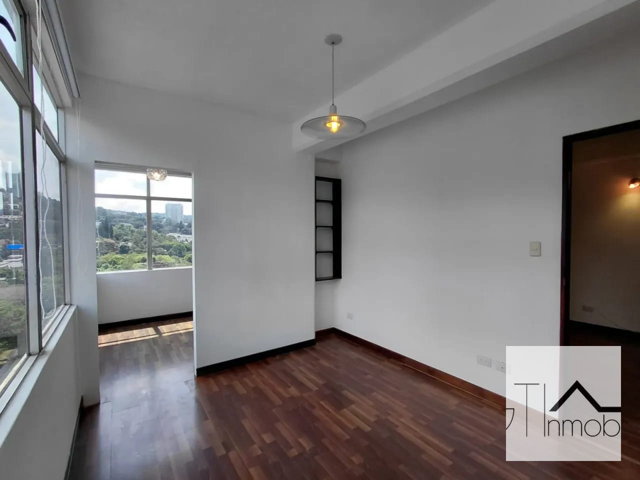 Amplio apartamento en trebol de VH zona 15 — Apartamento en Alquiler en San Lázaro, Zona 15, Guatemala, Ciudad — foto 9 de 17