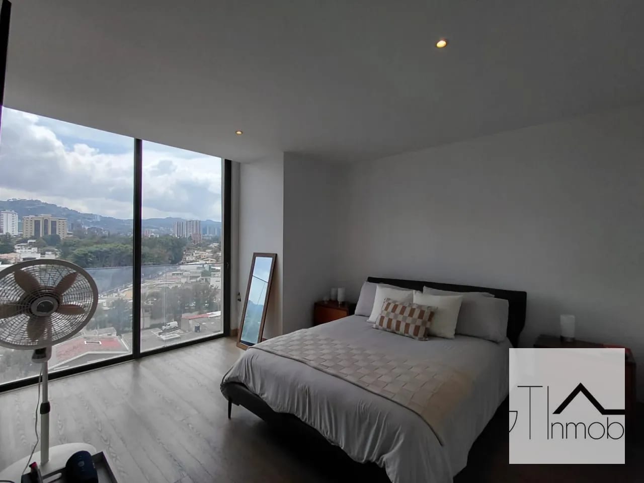 amplio apartamento zona 15 — Apartamento en Alquiler en Trivá, Zona 15, Guatemala, Ciudad — foto 12 de 17