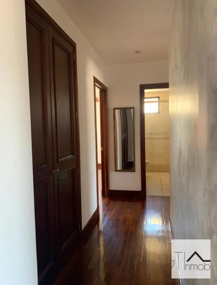 Apartamento en renta zona 10 nivel 12 — Apartamento en Alquiler en Altos de Santa Clara, Zona 10, Guatemala, Ciudad — foto 9 de 17