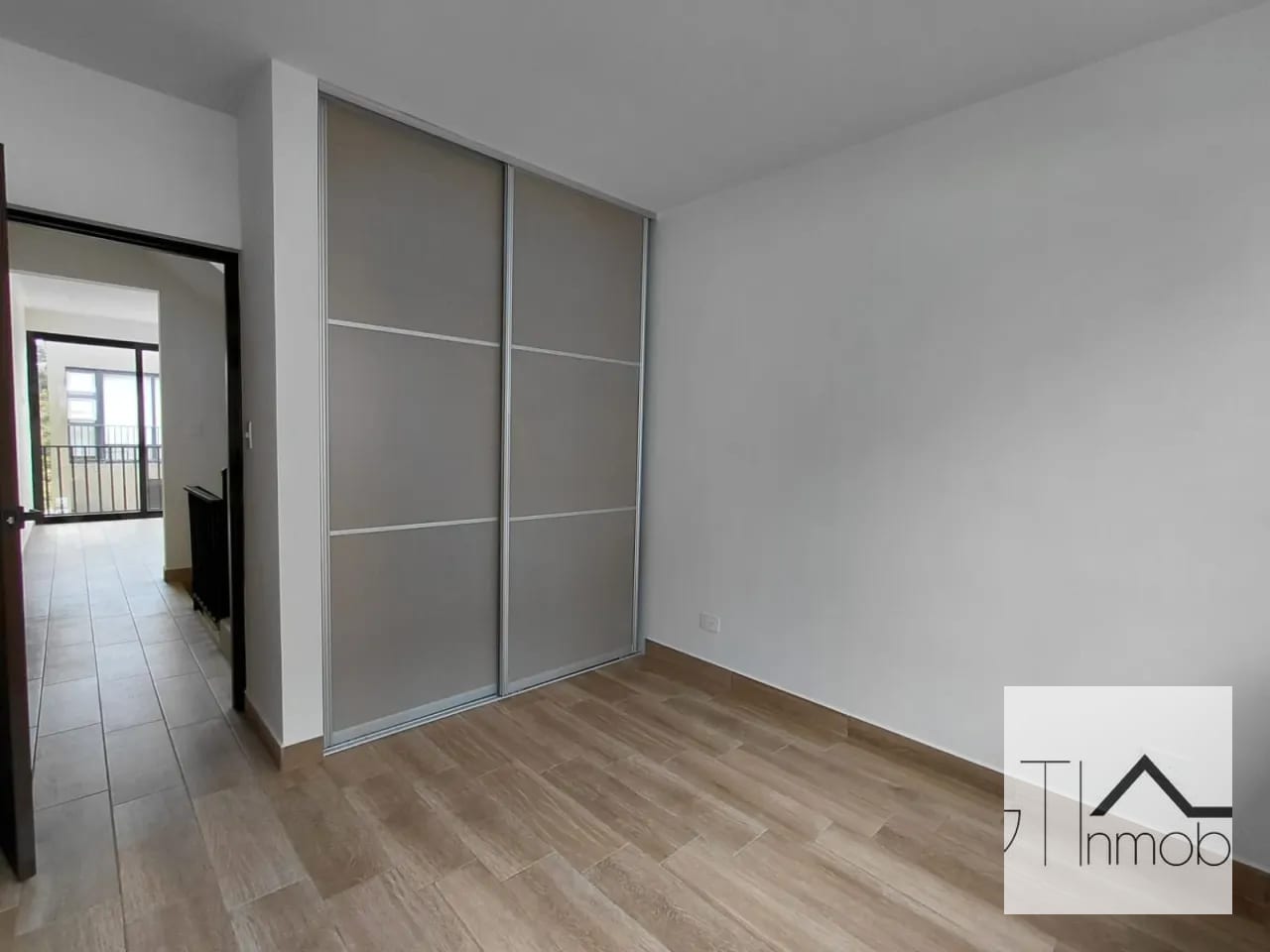 Casa para estrenar en zona 16 — Casa en Venta en Zona 16, Guatemala, Ciudad — foto 11 de 17