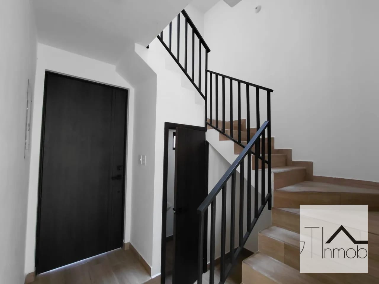 Casa para estrenar en zona 16 — Casa en Venta en Zona 16, Guatemala, Ciudad — foto 7 de 17