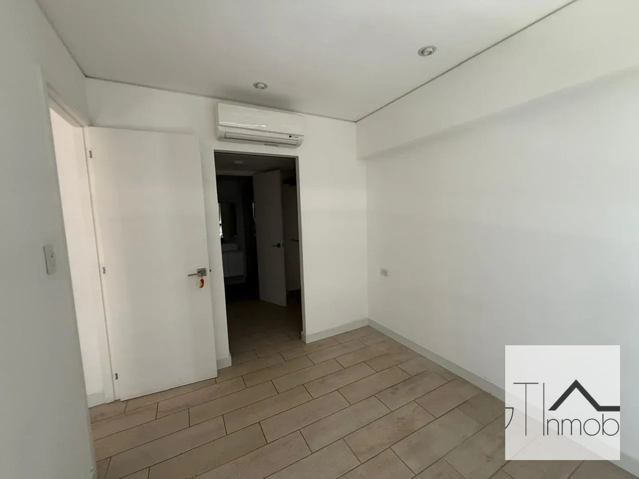 Apartamento en venta en QUO zona 4 — Apartamento en Venta en QUO, Zona 4, Guatemala, Ciudad — foto 16 de 17