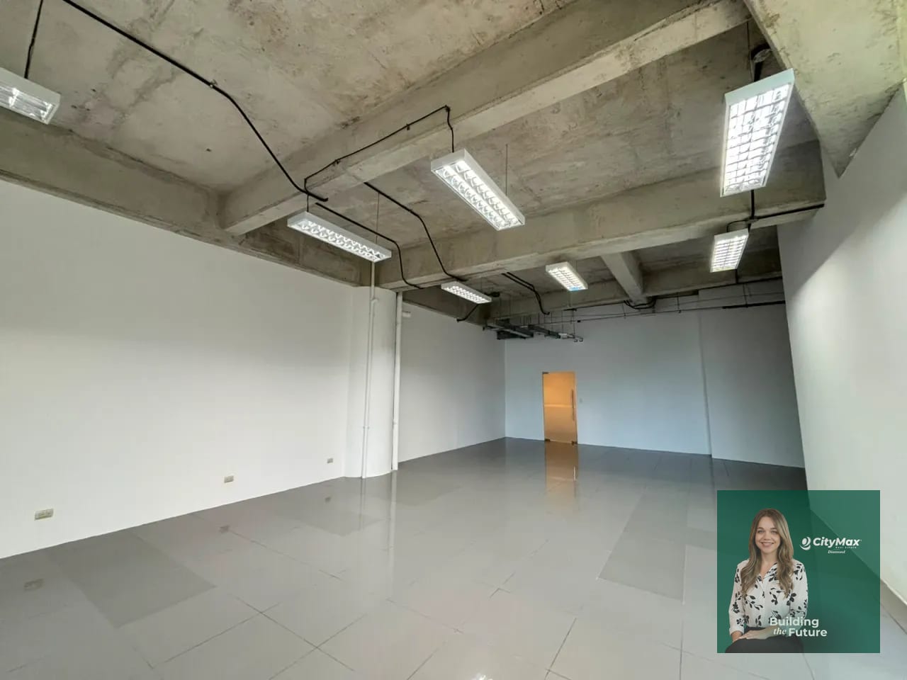 Hermosa oficina en renta — Oficina en Alquiler en Torre Tigo, Carretera a El Salvador, Guatemala, Ciudad — foto 5 de 11