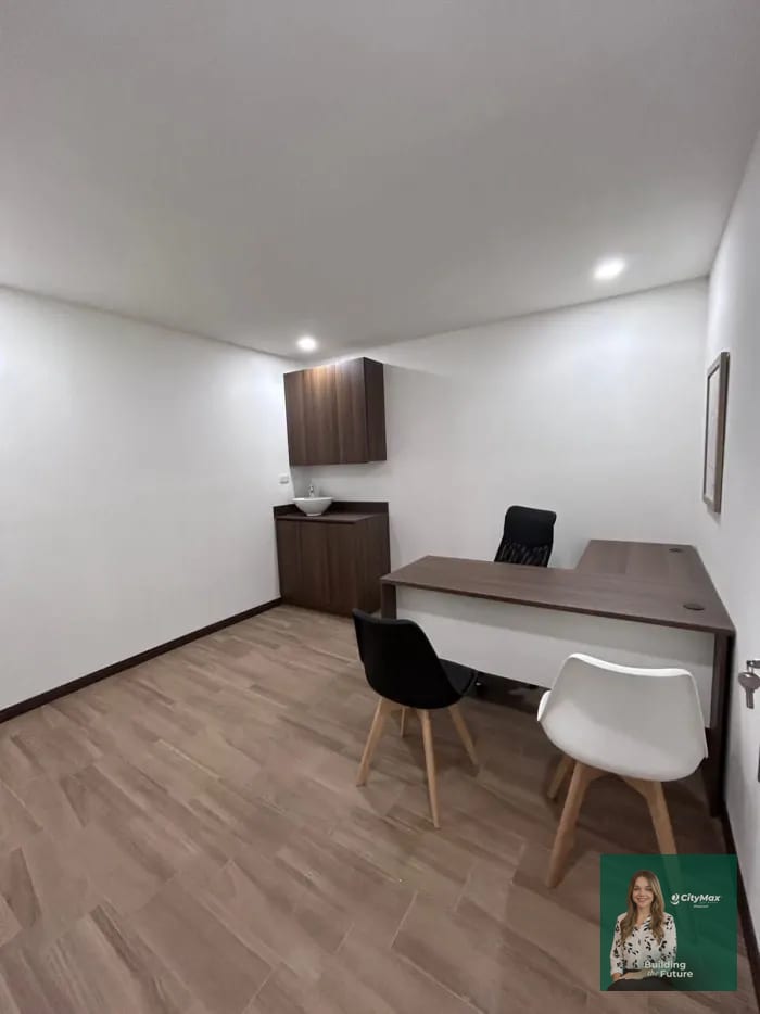 Oficinas y Clínicas en Renta Hospital La Paz Venta y Renta — Clínica en Venta en Carretera a El Salvador, Guatemala, Ciudad — foto 9 de 10