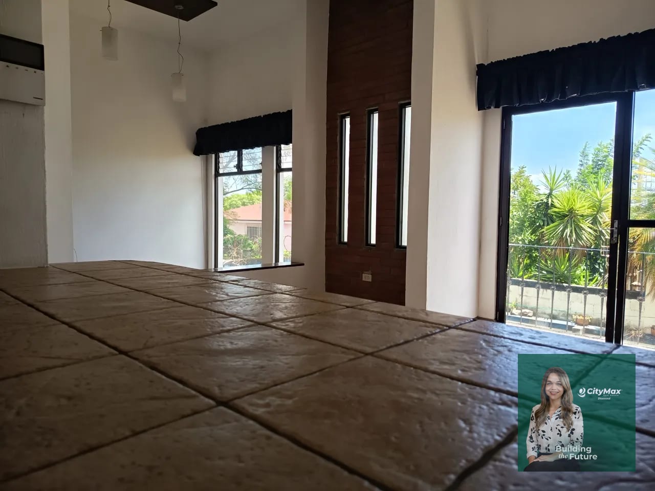 Casa en renta en San Cristóbal — Casa en Alquiler en Zona 8 Mixco, Guatemala, Ciudad — foto 1 de 11