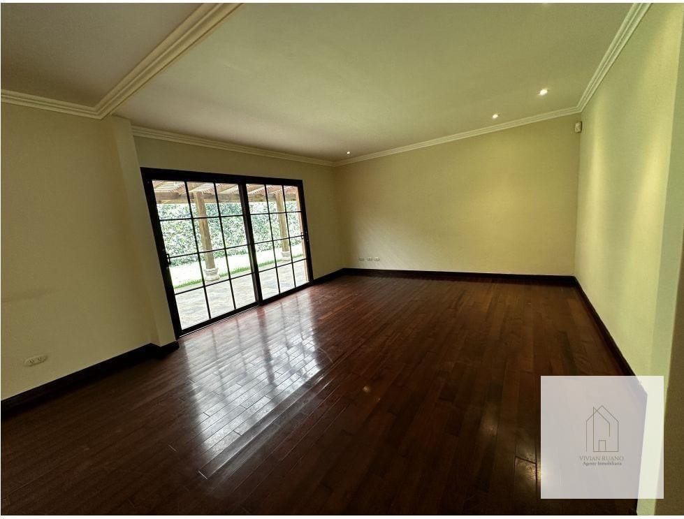 Linda Casa en Venta en condominio exclusivo dentro de San Jorge Muxbal — Casa en Venta en Carretera a El Salvador, Guatemala, Ciudad — foto 4 de 8