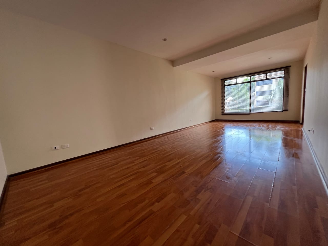 Venta amplio apartamento 3 Dormitorios | La Solana Zona 15 - San Lázaro — Apartamento en Venta en San Lázaro, Zona 15, Guatemala, Ciudad — foto 1 de 10
