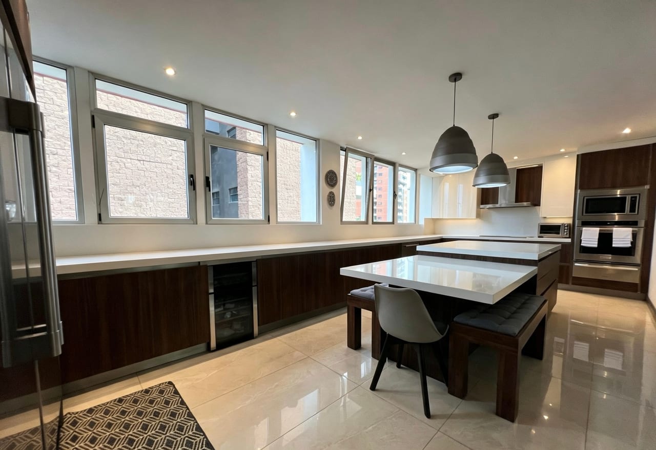 Venta amplio apartamento 3 Dormitorios | Avenida Las Américas Zona 14 — Apartamento en Venta en Zona 14, Guatemala, Ciudad — foto 3 de 16