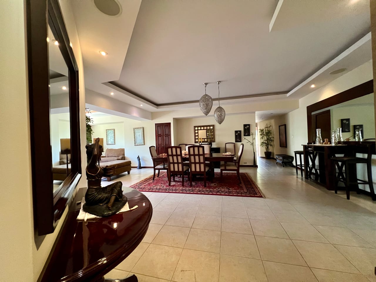 Venta amplio apartamento 3 Dormitorios | Edificio Bonaire Zona 14 — Apartamento en Venta en Bonaire, Zona 14, Guatemala, Ciudad — foto 3 de 16