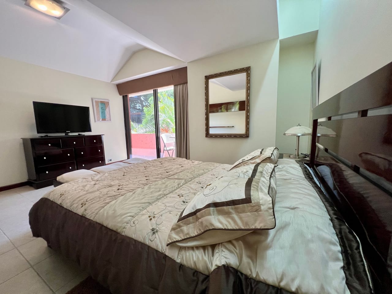 Venta amplio apartamento 3 Dormitorios | Edificio Bonaire Zona 14 — Apartamento en Venta en Bonaire, Zona 14, Guatemala, Ciudad — foto 15 de 16