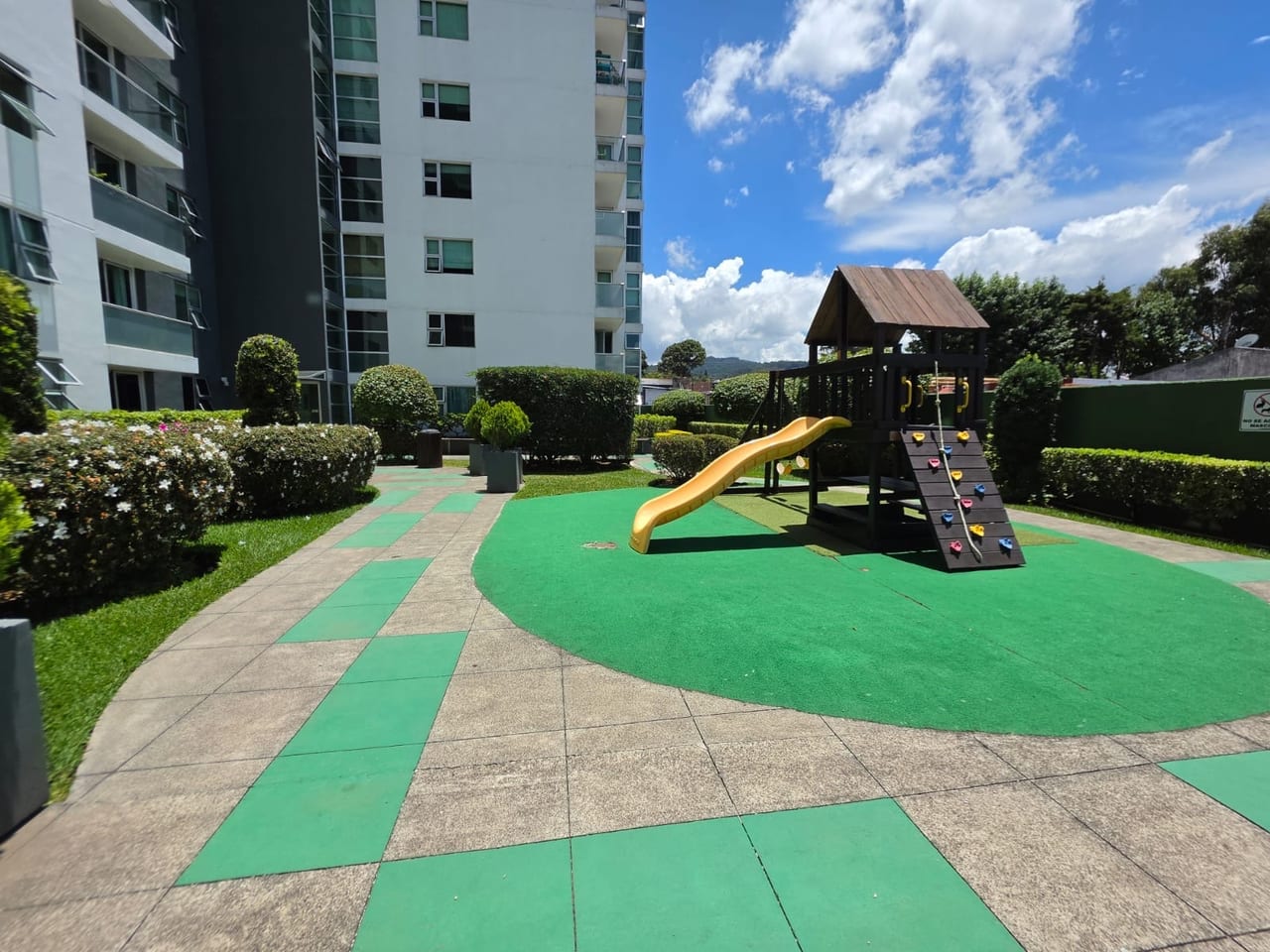 Alquiler apartamento 3 Dormitorios | Condado La Villa Zona 14 — Apartamento en Alquiler en Condado La Villa, Zona 14, Guatemala, Ciudad — foto 17 de 17