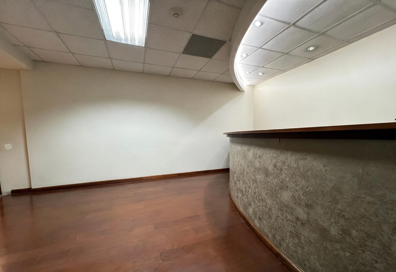 Venta amplia oficina tabicada | Europlaza zona 14 — Oficina en Venta en Europlaza, Zona 14, Guatemala, Ciudad — foto 2 de 12