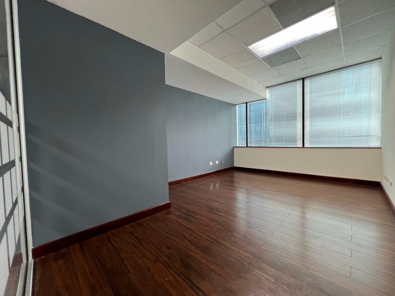 Venta amplia oficina tabicada | Europlaza zona 14 — Oficina en Venta en Europlaza, Zona 14, Guatemala, Ciudad — foto 4 de 12