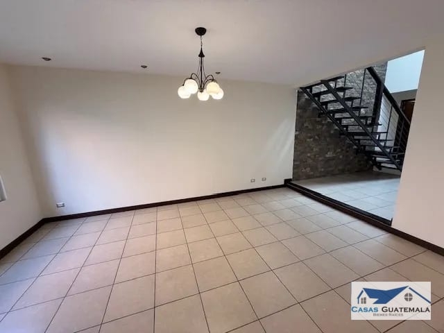 Rento casa en Zona 16 SAN ISIDRO CONDOMINIO EXCLUSIVO — Casa en Alquiler en Zona 16, Guatemala, Ciudad — foto 10 de 17