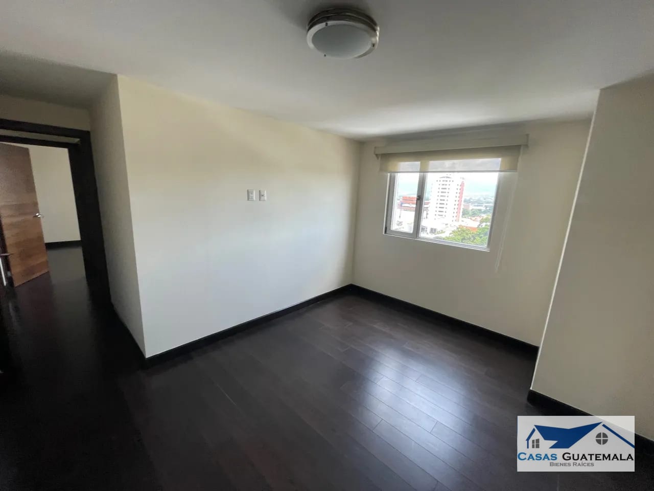 Rento apartamento de 3 dormitorios en Zona 14 CERCA DE EUROPLAZA — Apartamento en Alquiler en Zona 14, Guatemala, Ciudad — foto 11 de 13