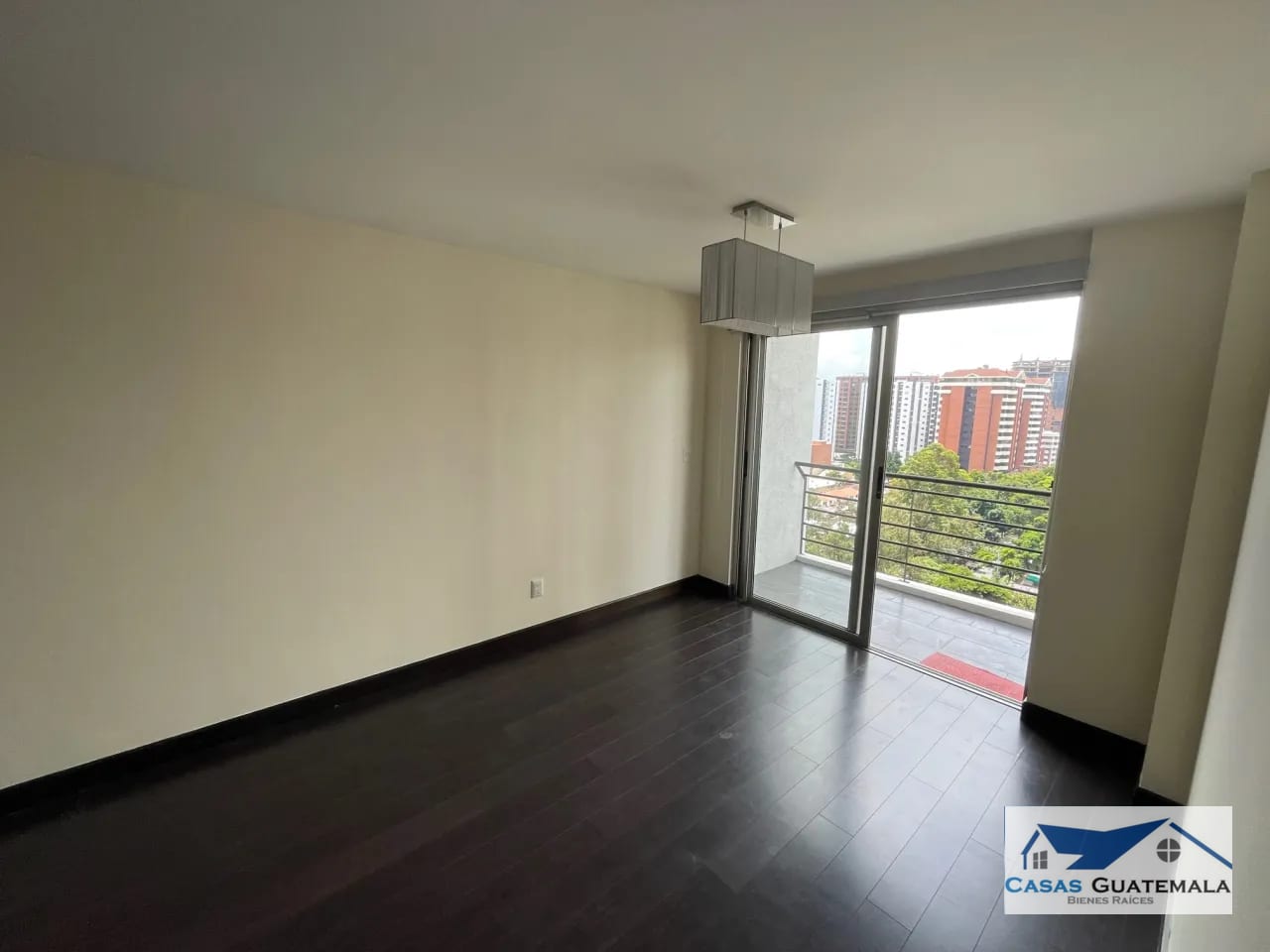Apartamentos en Renta, 3 Habitaciones cerca Europlaza Zona 14 — Apartamento en Alquiler en Catania, Zona 14, Guatemala, Ciudad — foto 5 de 14