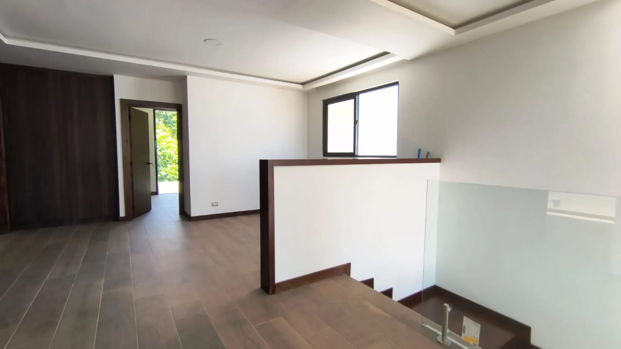 Casa Nueva Moderna en venta CAES Km 25 - Image 5