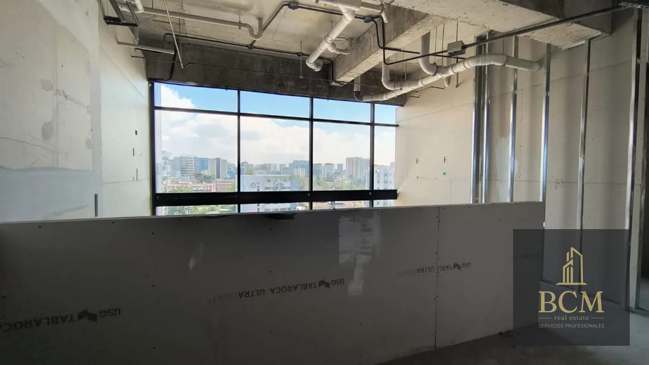 Nivel completo en renta Edificio Medico z.10 — Oficina en Venta en Renovati, Zona 10, Guatemala, Ciudad — foto 3 de 6