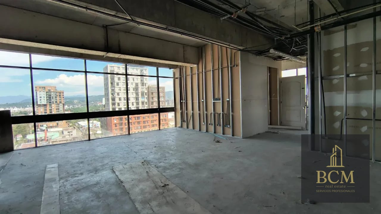 Nivel completo en renta Edificio Medico z.10 — Oficina en Venta en Renovati, Zona 10, Guatemala, Ciudad — foto 2 de 6