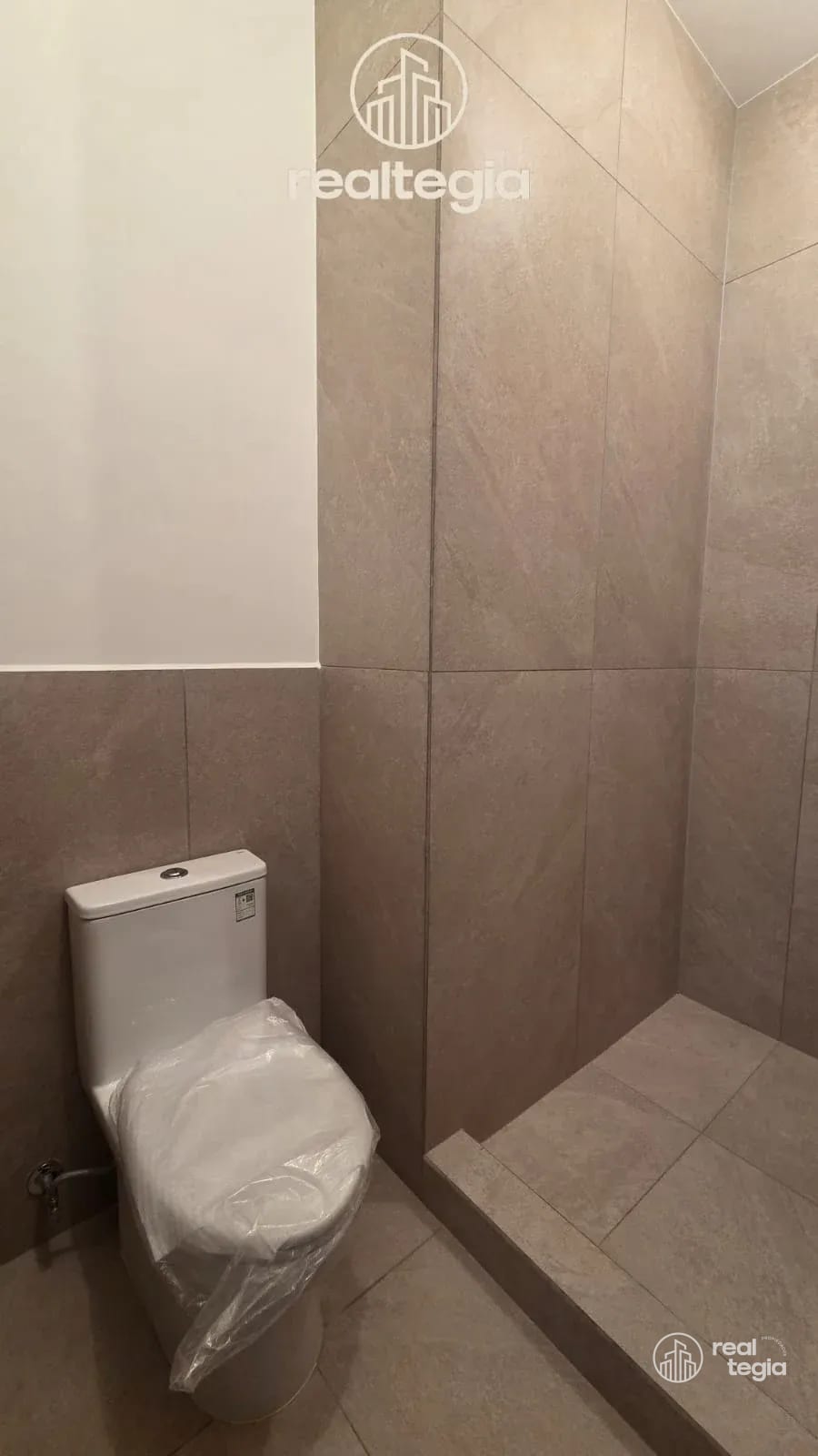 PENTHOUSE NOGALES DE CAYALÁ ZONA 16 — Apartamento en Alquiler en Zona 16, Guatemala, Ciudad — foto 12 de 14
