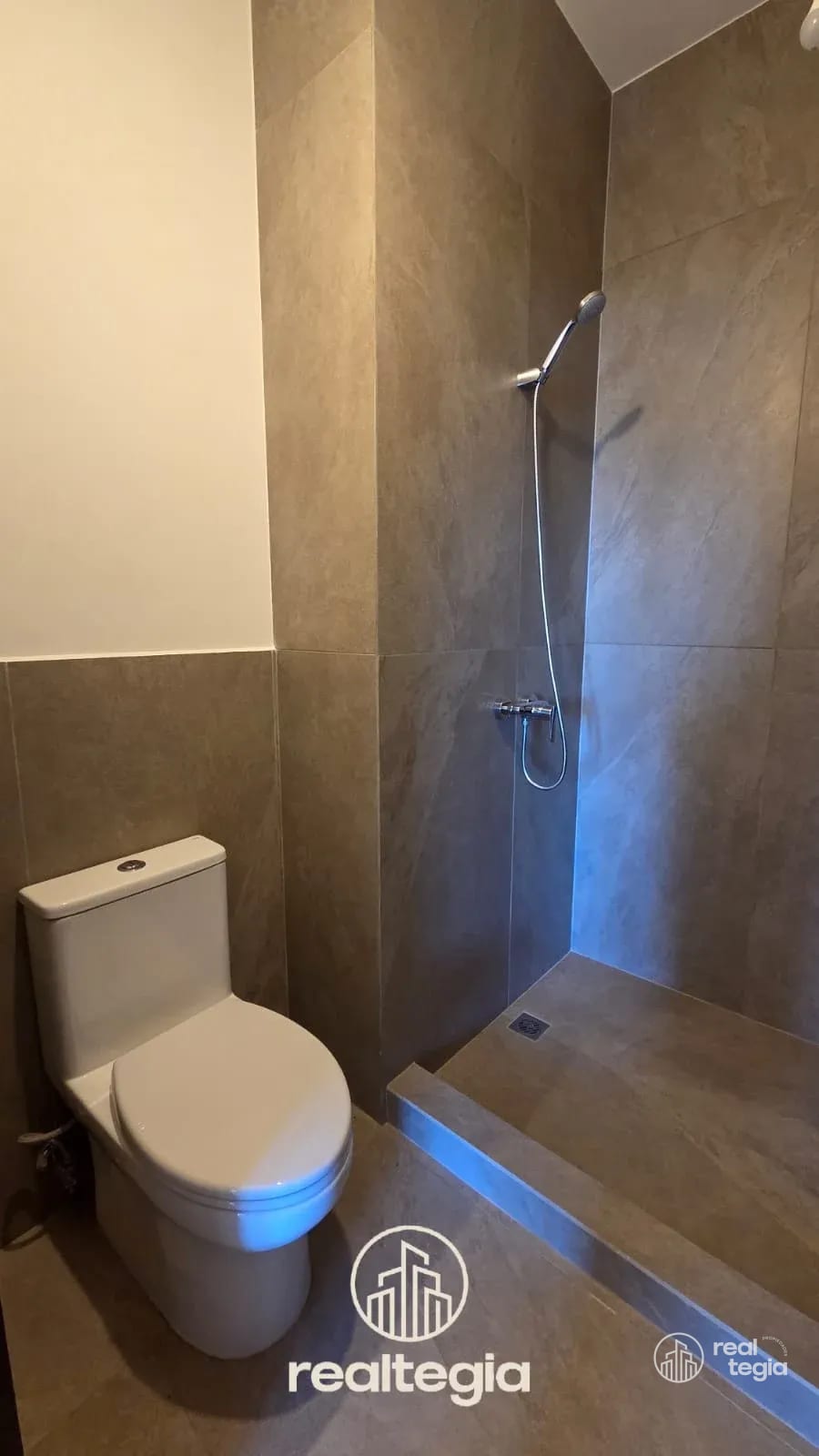 Apartamento Nogales de Cayalá Zona 16 — Apartamento en Alquiler en Zona 16, Guatemala, Ciudad — foto 8 de 16