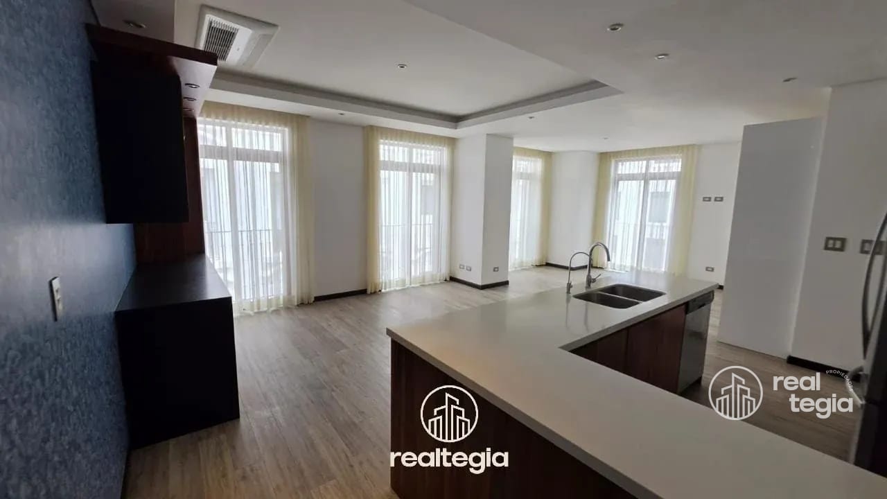 Apartamento en Lirios de Cayalá Zona 16 — Apartamento en Alquiler en Ciudad Cayalá, Zona 16, Guatemala, Ciudad — foto 1 de 10